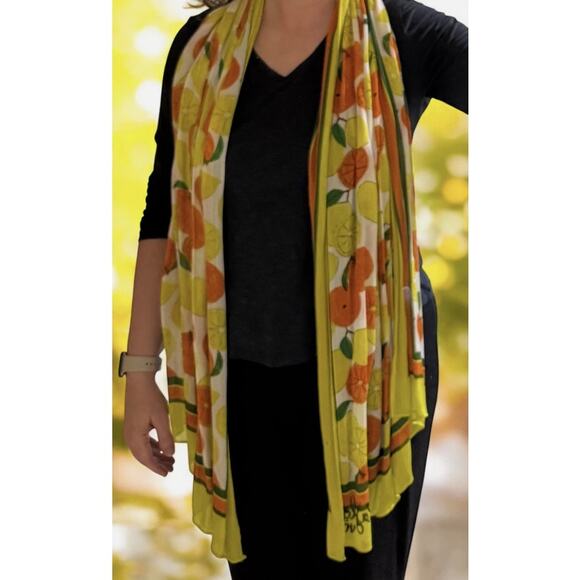RARE Cabi Limited Edition La Dolce Vida Scarf Lemon Oranges Artsy Colorful Soft - Picture 6 of 6